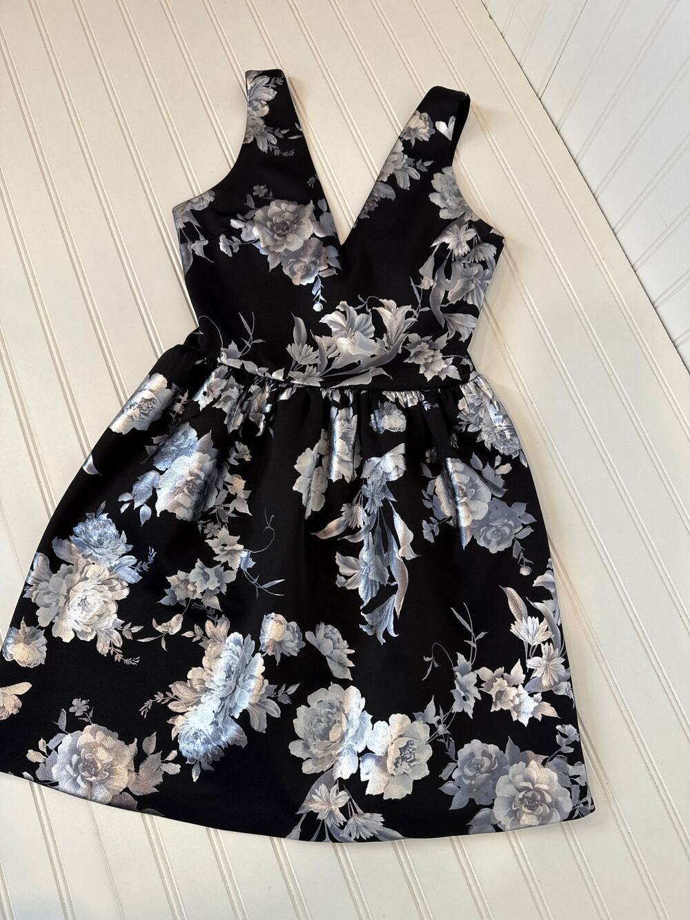 Aqua Black Jacquard Floral V-Neck Mini Dress Fit & Flare Cocktail Chic Size S